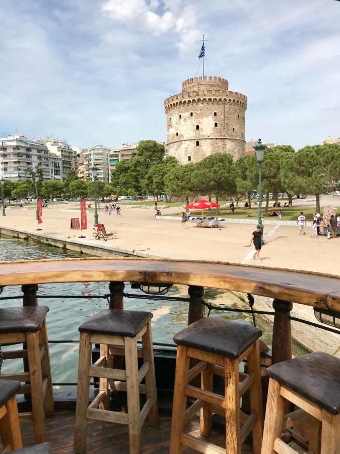 2Bd- Perfect Location With Square View Daire Selanik Dış mekan fotoğraf